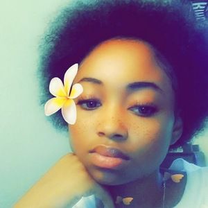 Meet your Posher, Kamara